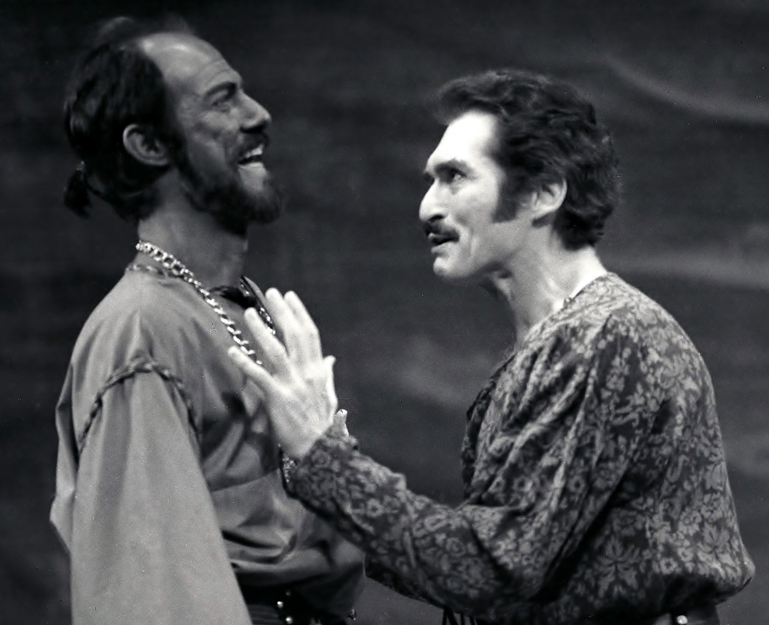 Friends Shakespeare Othello classic theatre international Alexander Barnett Iago clark_.jpg