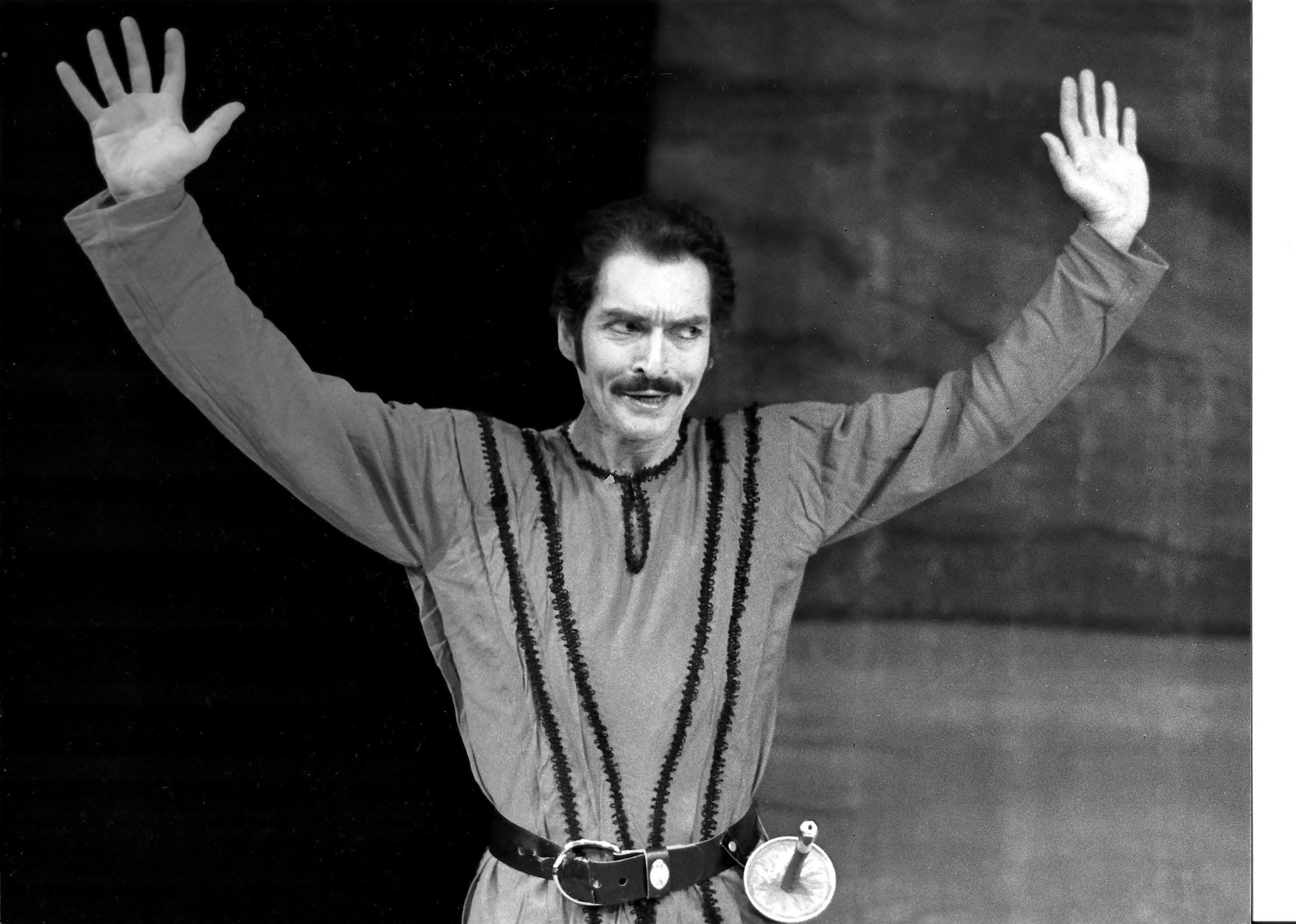 Triumph Shakespeare Classic Theatre Othello Iago Alexander Barnett